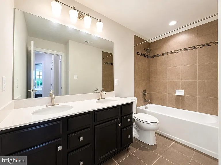 506 Cliff Ln — Photo 21