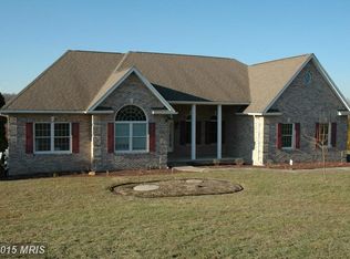 41 Long Dr, Elkton, MD 21921