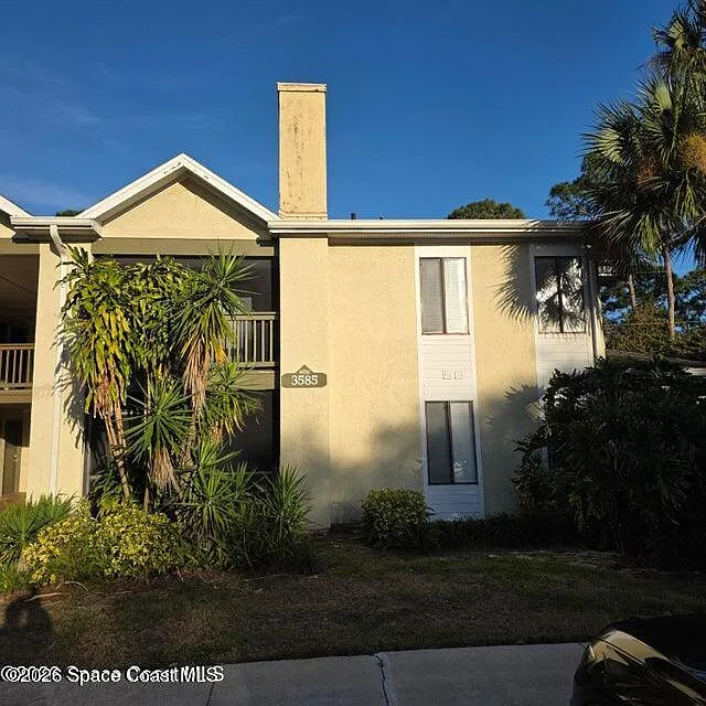3585 Sable Palm Ln E #E