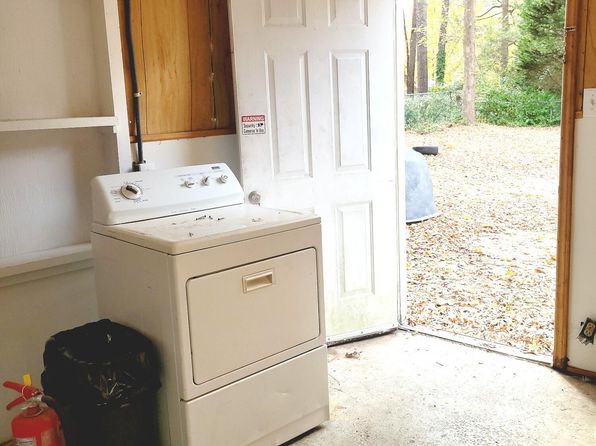 raleigh-north-carolina-442515601 picture