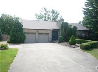 77 Struthers Liberty Rd, Youngstown, OH 44505