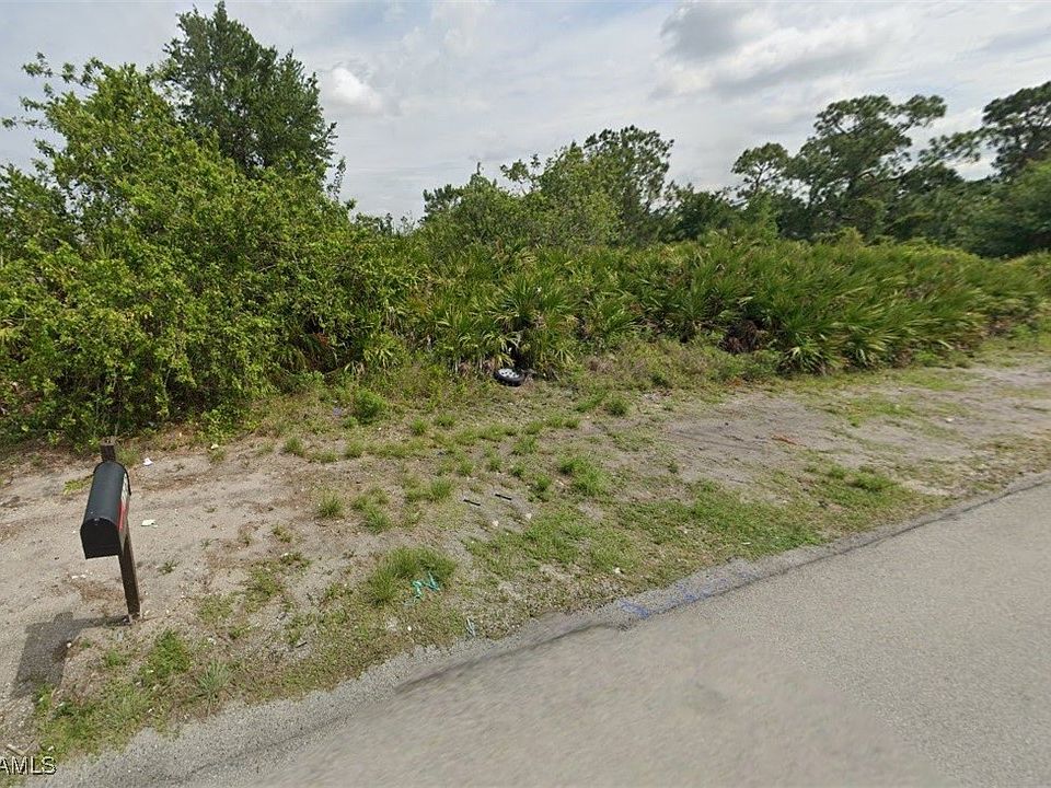 1st image of 1145 Earhart St E