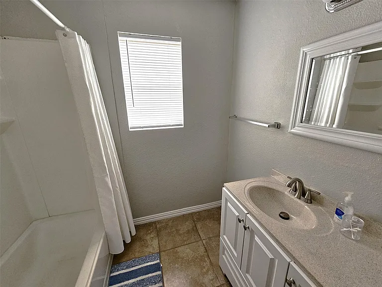 1500 Oleander Dr #A — Photo 12