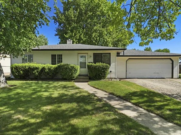 1712 87th STREET, Kenosha, WI 53143