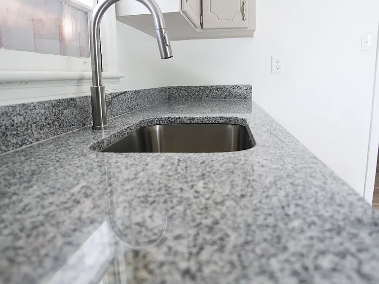 3922 Evergreen St #MAIN — Photo 3