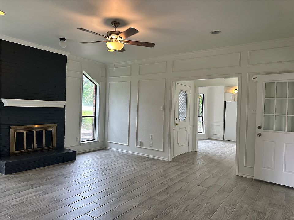 1st image of 2110 Camellia St