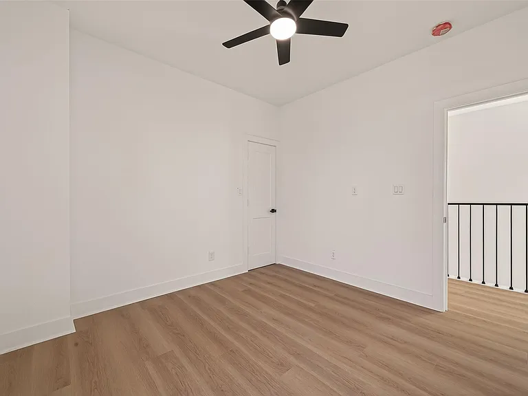6719 Knox St — Photo 12