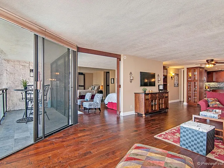 3916 Riviera Dr #403 — Photo 9