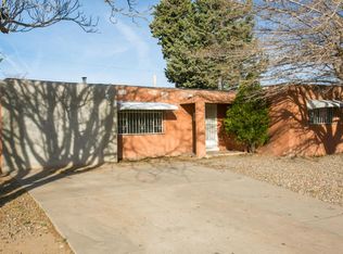 353 60th St NW, Albuquerque, NM 87105