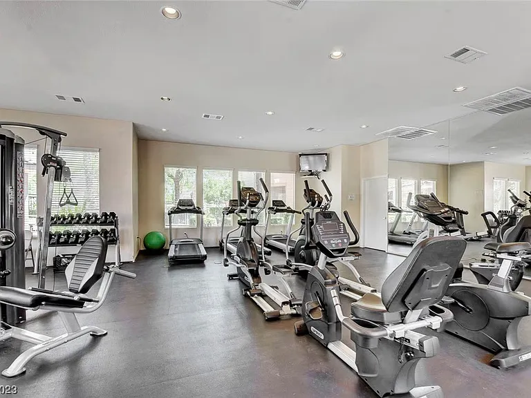 821 Titan Peak Pl — Photo 25