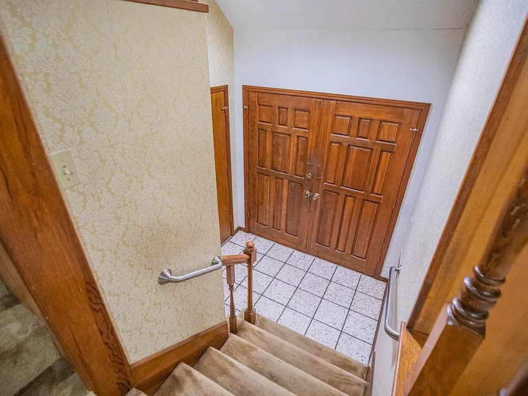 820 S 13th St — Photo 17