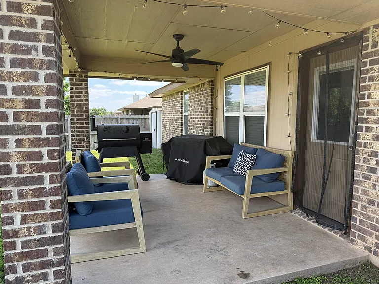 206 Dober St — Photo 24
