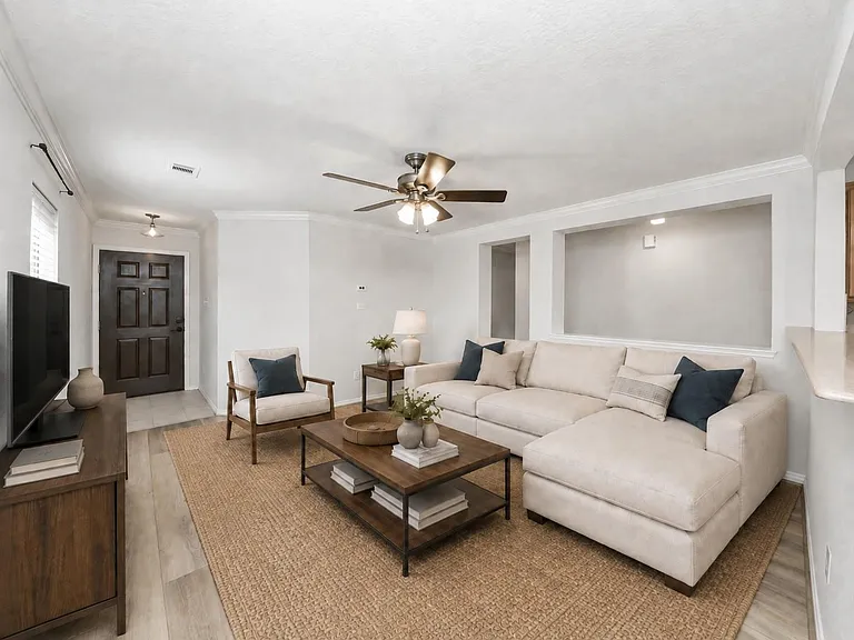 2930 Ribbon Creek Way — Photo 3
