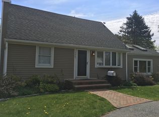 1367 Potter Blvd, Bay Shore, NY 11706