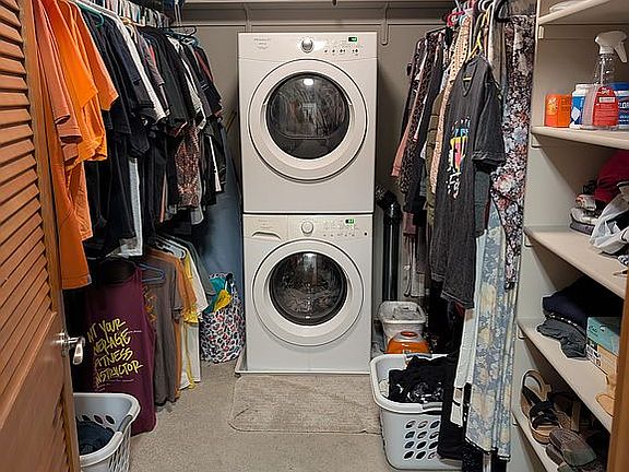 W/D in master closet