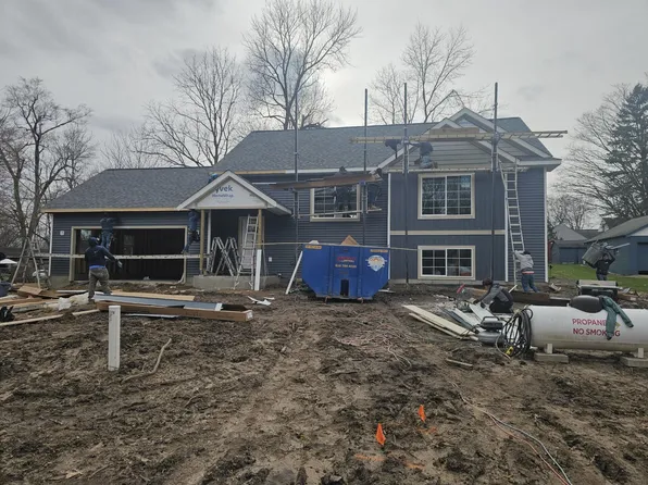 2425 Miller Ave NW, Grand Rapids, MI 49544