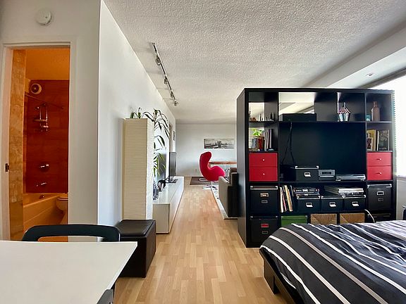 5th image of 180 Park Row APT 15E