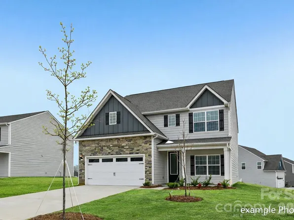 142 Jacobs Hill Pl, Troutman, NC 28166