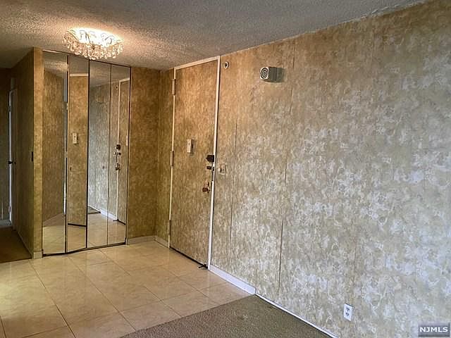 1st image of 300 Winston Dr APT 2223