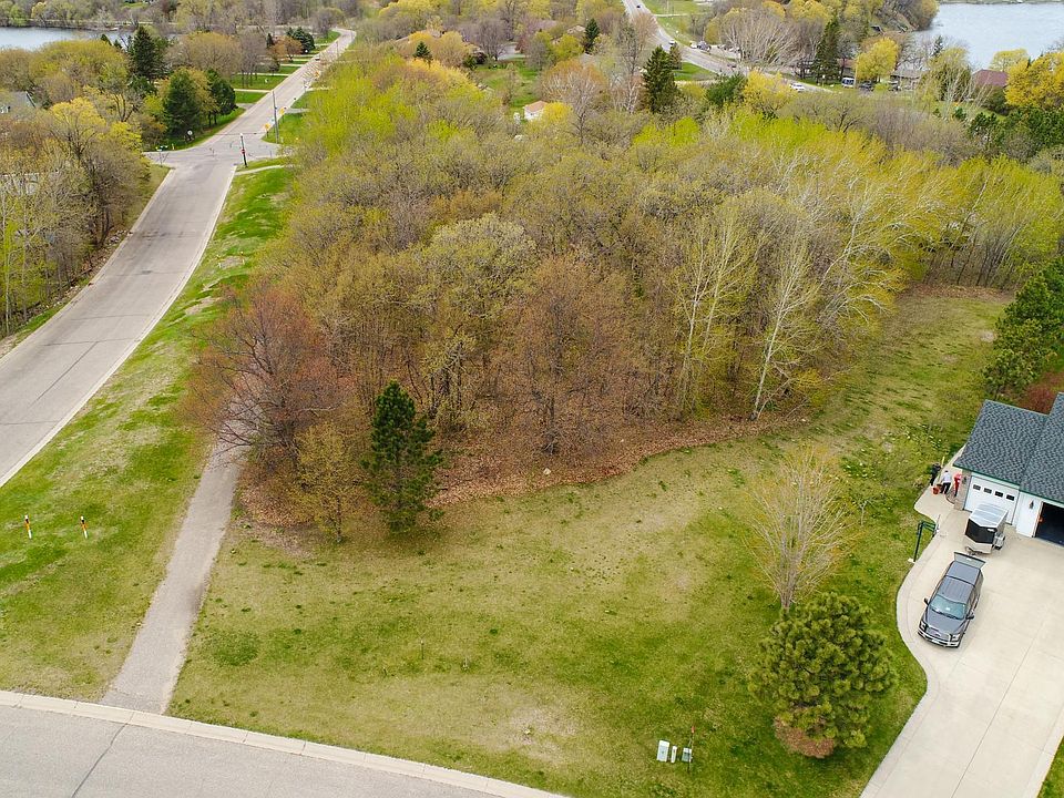 1st image of 2535 Highland Ct SW
