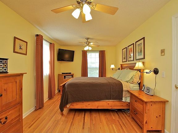 Large master bedroom