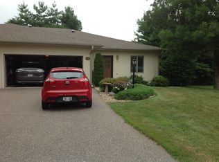 532 Spring Creek Cir, Baraboo, WI 53913