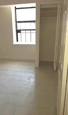 Rented by Executive Towers  | media 10