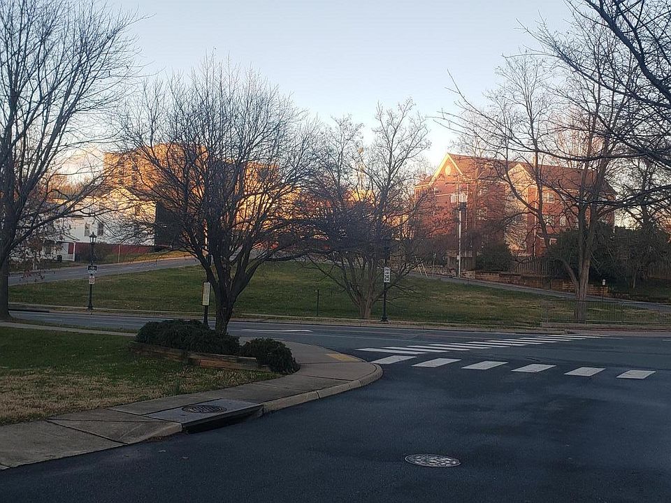 Steps from Roosevelt Brown and lit sidewalk to UVA, Health System and Main Street.