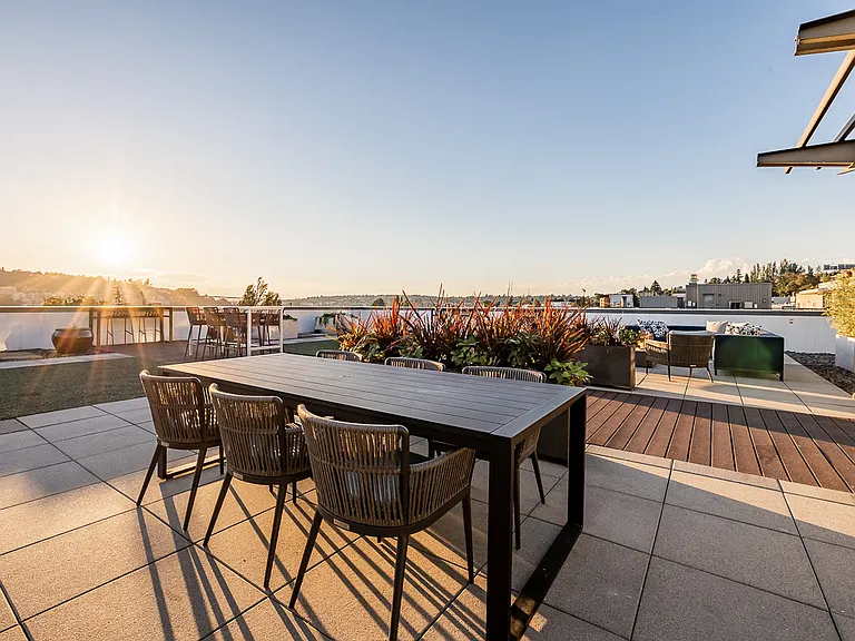 Equinox Apartments — Photo 30