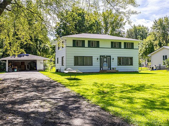 4th image of 2587 Spencerport Rd