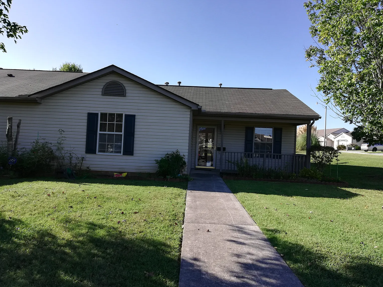 2 bed, 1282 sqft, $1,800 — Photo 1