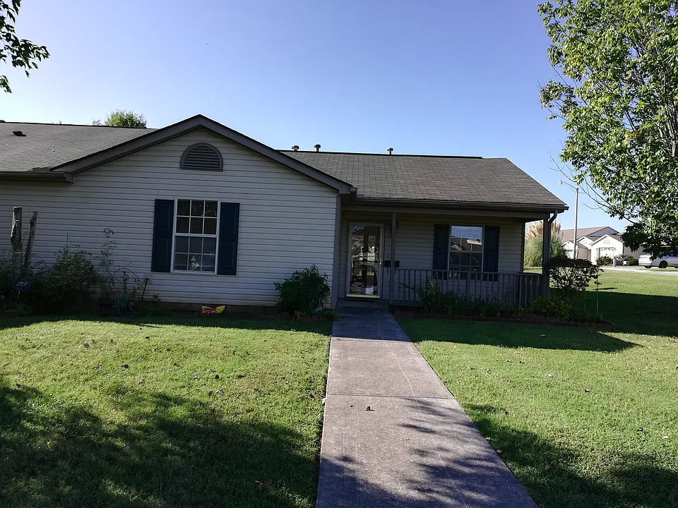 603 Ravencrest Dr