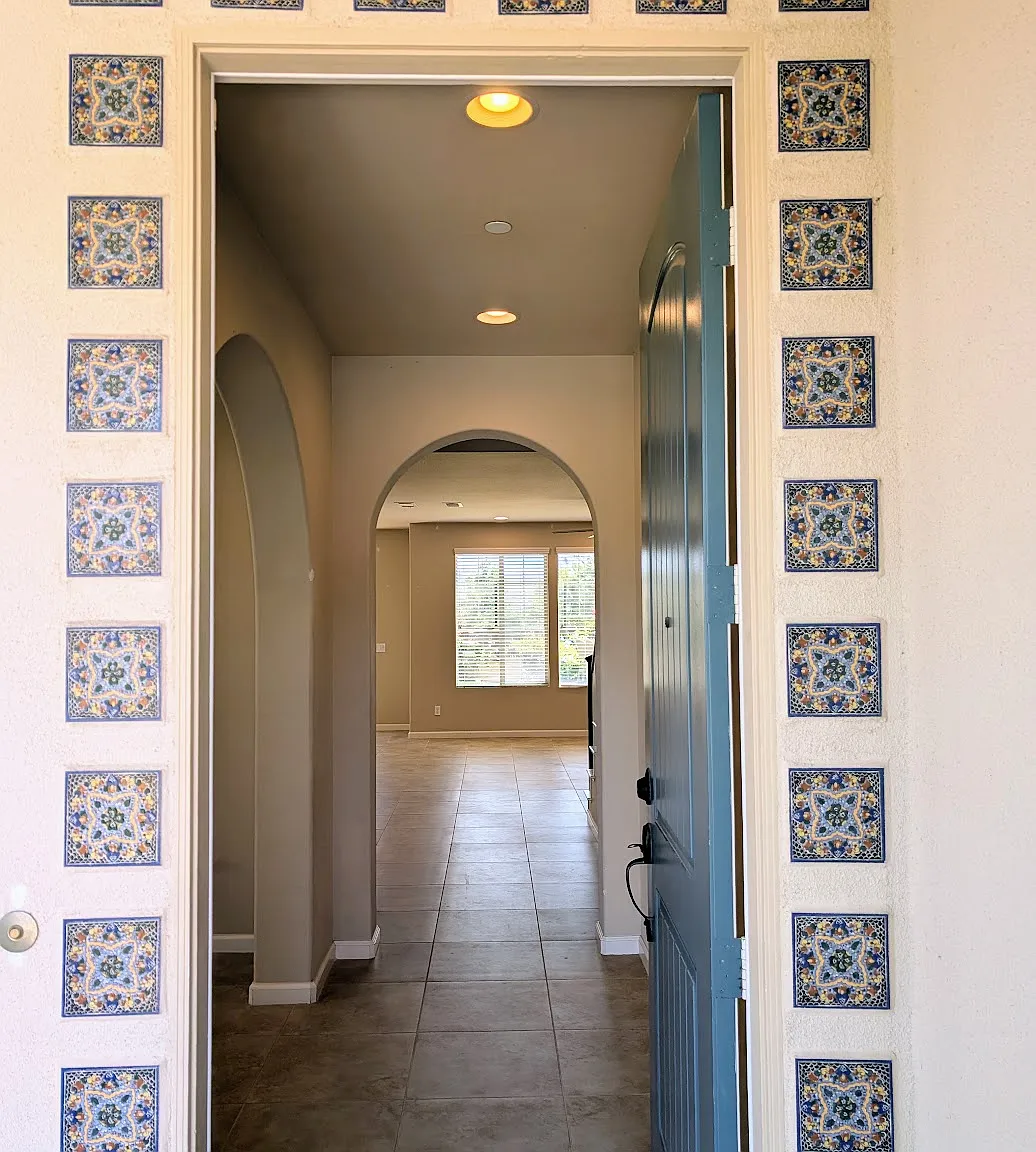 4 bed, 2462 sqft, $6,200 — Photo 4
