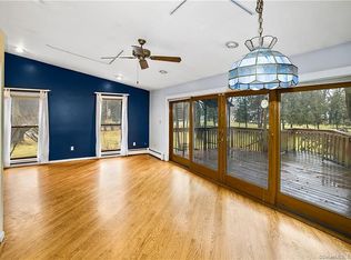 5 Deerfield Ln, Simsbury, CT 06070