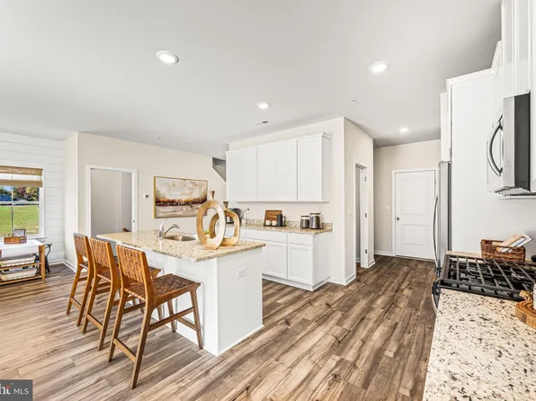 82 Painters Way, Pottstown, PA 19465