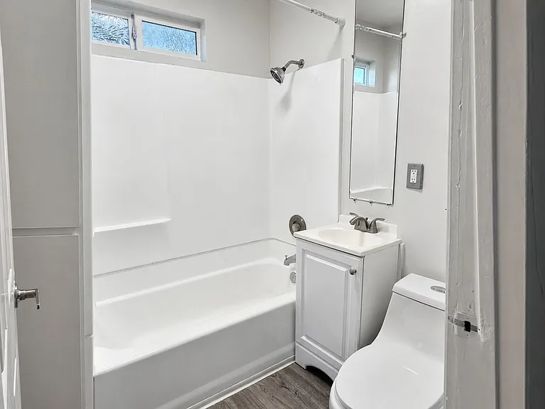 1706 Sherman Pl — Photo 11