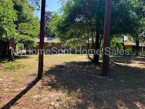 2nd image of 6123 Forest Pines Dr