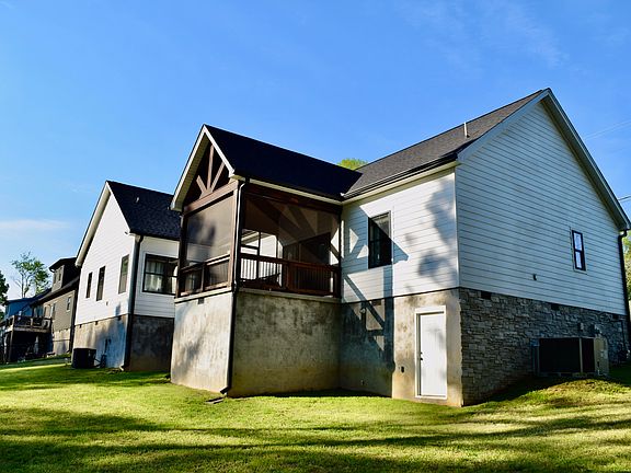 3rd image of 6409 Shirley Pond Rd
