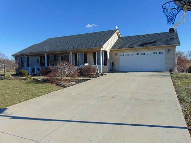1st image of 105 Evanwood Dr