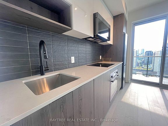 4th image of 5 Defries St #1607