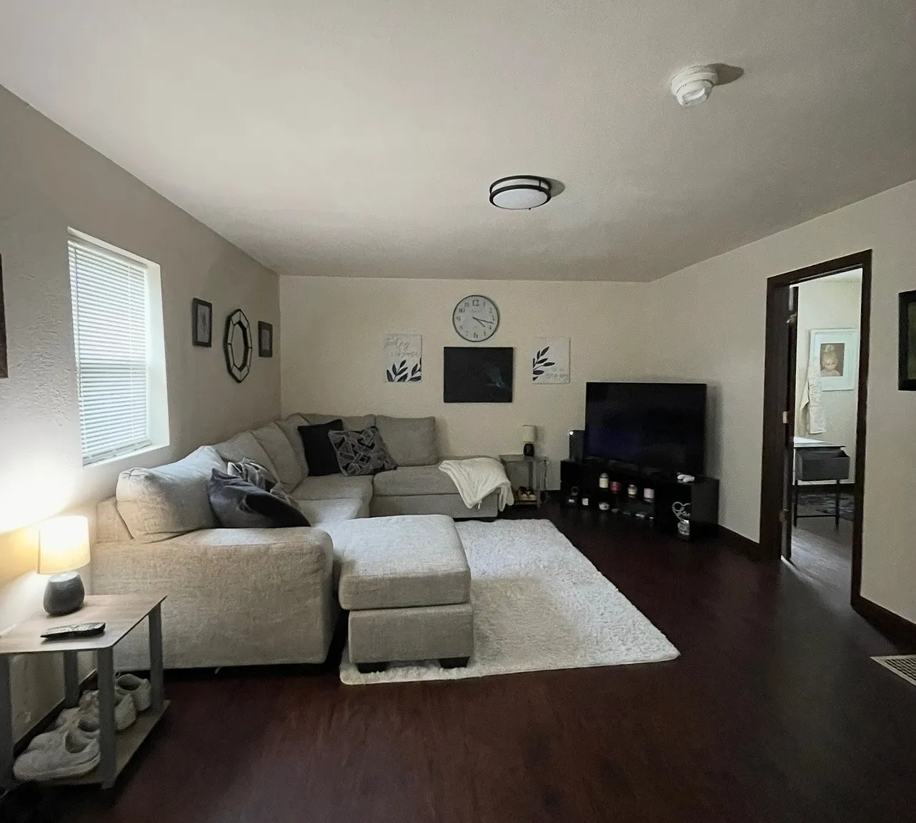 2 bed, 768 sqft, $850 — Photo 1