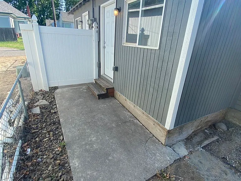 16 N Everett St — Photo 18