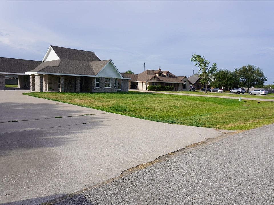 1st image of 6211 Grand Isle Ln