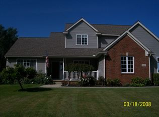 5882 Thomas Rd, Oxford, MI 48371