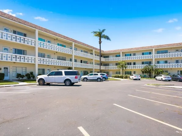 2451 Canadian Way, Clearwater, FL