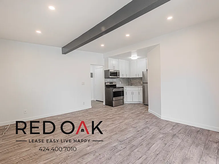 519 S Westmoreland Ave #201 — Photo 2