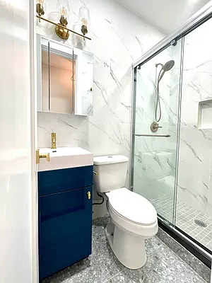 Rented by Evergreen Realty & Investments | media 21