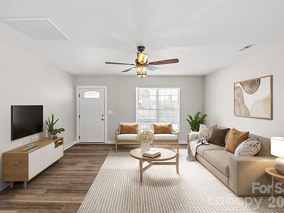 3rd image of 513 Lincolnton Rd