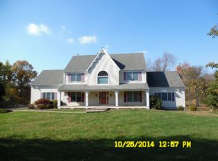 11 Cider Mill Rd, Annandale, NJ 08801