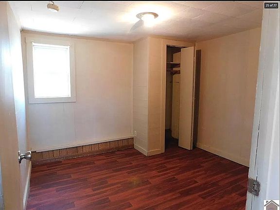 3rd image of 1610 Ryan Ave #B